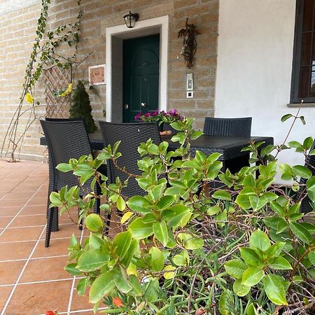 Favoloso Appartamento In Villa Monterosi Luaran gambar