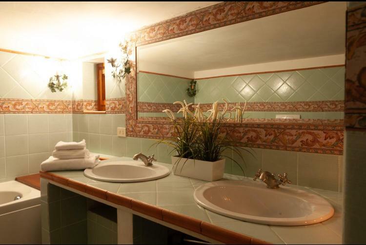 Favoloso Appartamento In Villa Monterosi Luaran gambar