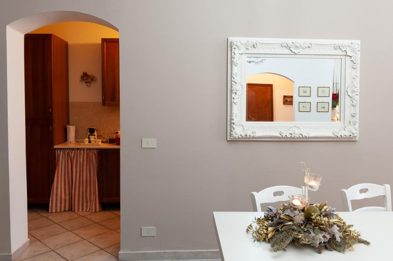 Favoloso Appartamento In Villa Monterosi Luaran gambar